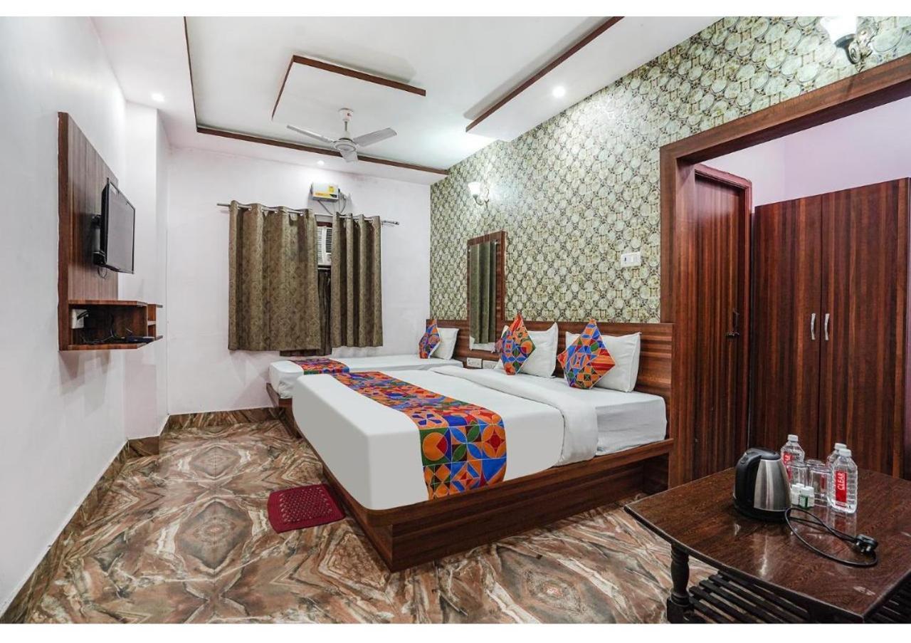 Ashiyana Hotel Varanasi Exterior photo